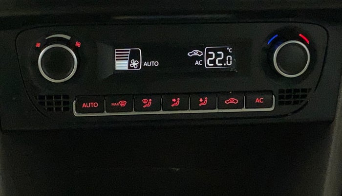 2013 Volkswagen Vento HIGHLINE 1.6 MPI, Petrol, Manual, 36,982 km, Automatic Climate Control