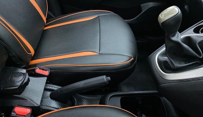 2018 Datsun Go T, Petrol, Manual, 34,676 km, Gear Lever