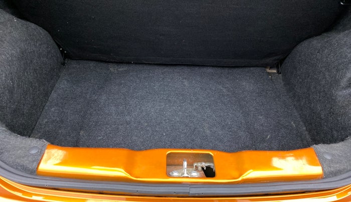 2018 Datsun Go T, Petrol, Manual, 34,676 km, Boot Inside