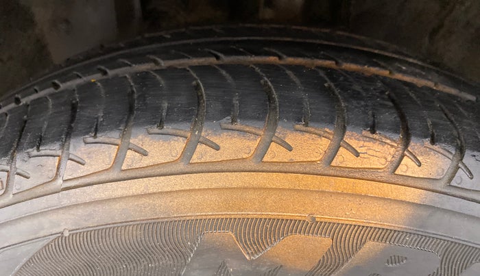 2018 Datsun Go T, Petrol, Manual, 34,676 km, Left Front Tyre Tread