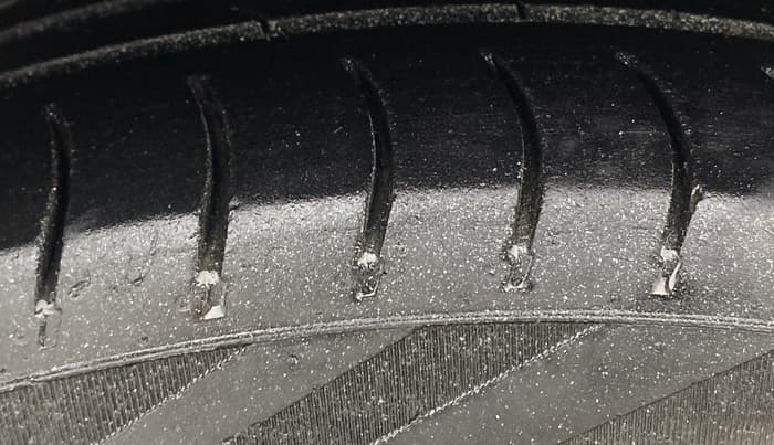 2014 Honda Brio S MT, Petrol, Manual, 63,189 km, Right Rear Tyre Tread