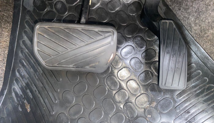 2014 Maruti Celerio VXI AMT, Petrol, Automatic, 1,04,804 km, Pedals