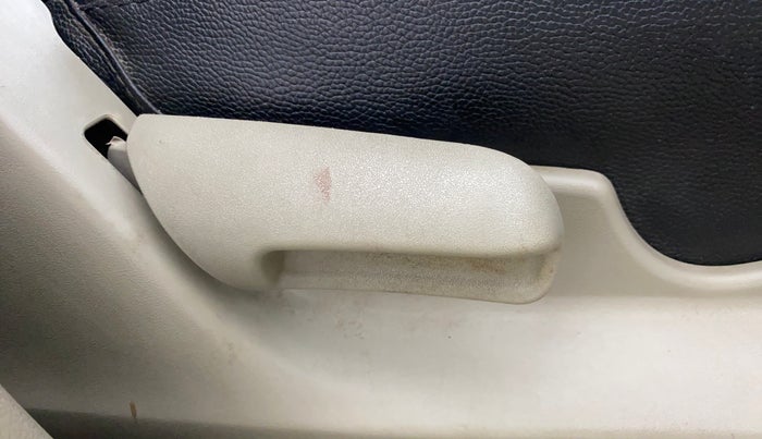 2014 Maruti Celerio VXI AMT, Petrol, Automatic, 1,04,804 km, Driver Side Adjustment Panel