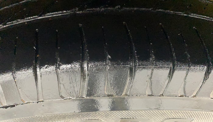 2014 Maruti Celerio VXI AMT, Petrol, Automatic, 1,04,804 km, Right Rear Tyre Tread