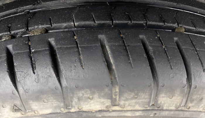 2022 Tata PUNCH ADVENTURE MT, Petrol, Manual, 22,486 km, Left Rear Tyre Tread