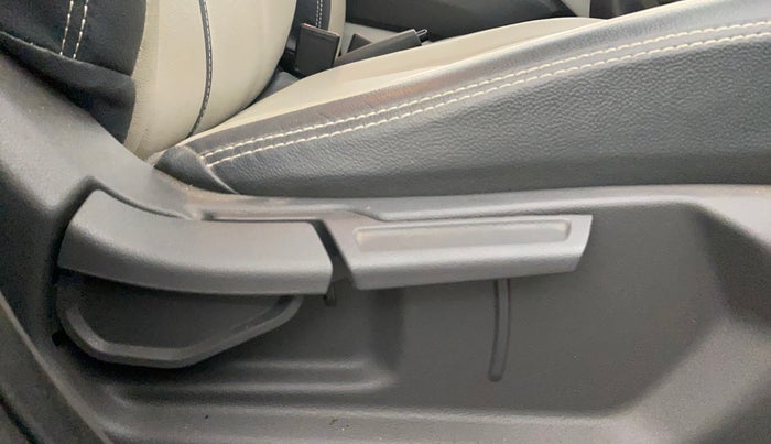 2019 Hyundai GRAND I10 NIOS SPORTZ 1.2 KAPPA VTVT, Petrol, Manual, 4,433 km, Driver Side Adjustment Panel