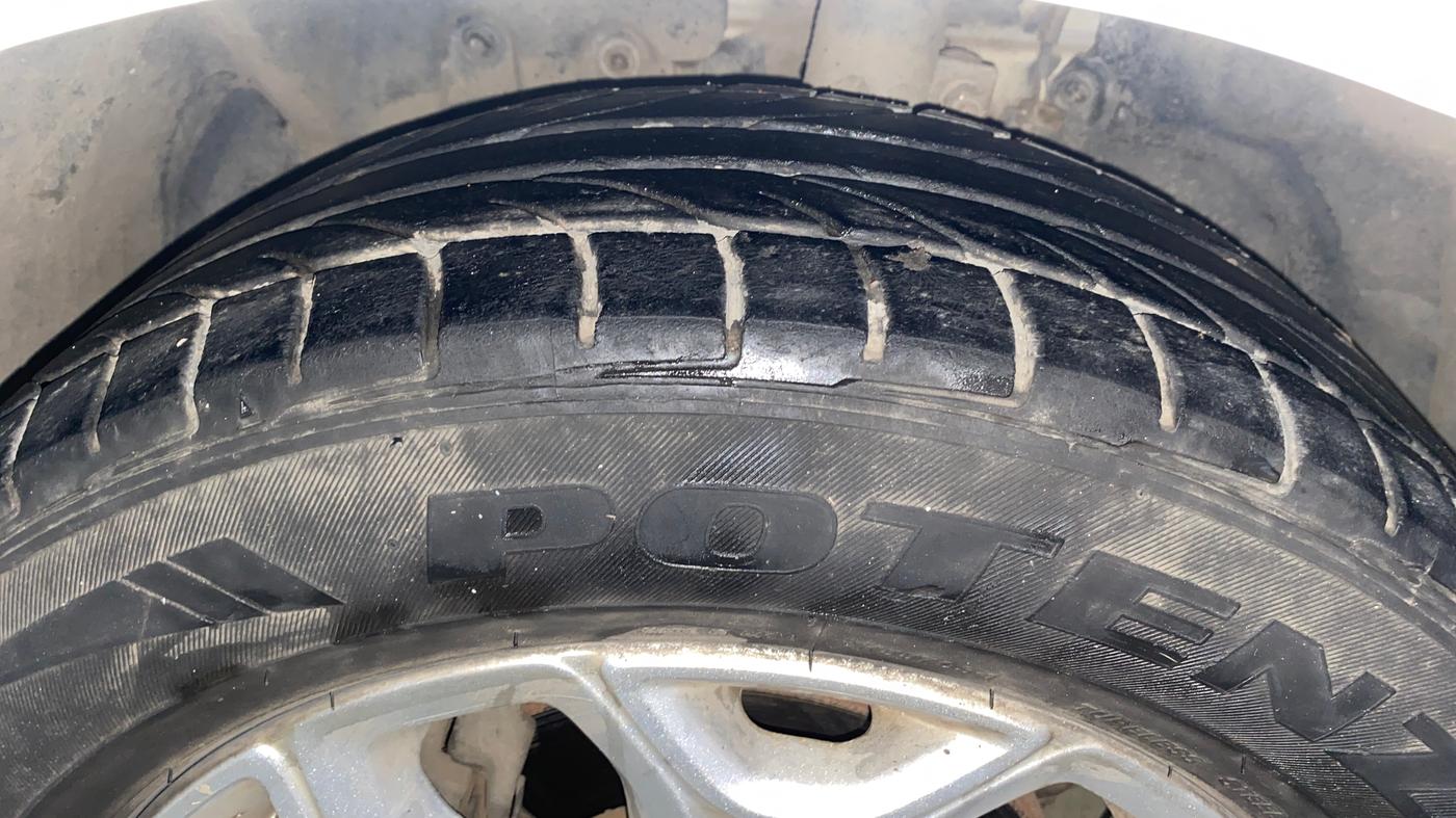 2017 Ford Ecosport TITANIUM 1.5L PETROL AT, Petrol, Automatic, 69,455 km, Left Front Tyre Tread