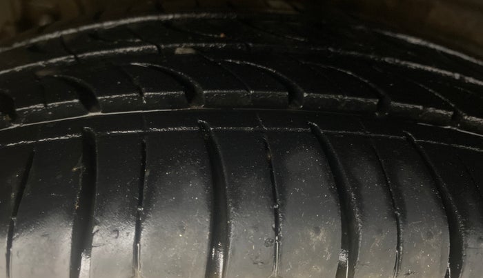 2016 Hyundai Grand i10 SPORTZ 1.2 KAPPA VTVT, Petrol, Manual, 49,219 km, Right Rear Tyre Tread