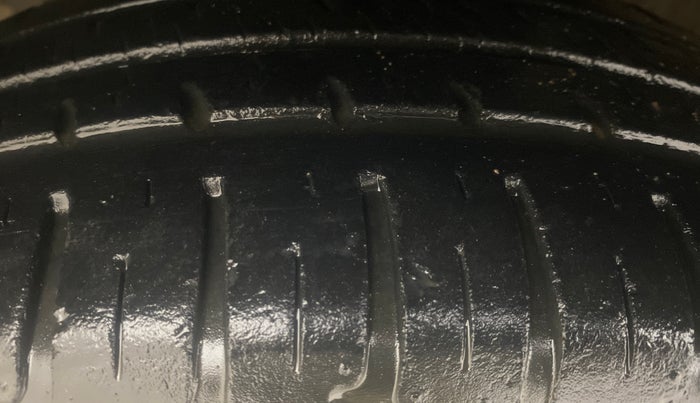 2016 Hyundai Grand i10 SPORTZ 1.2 KAPPA VTVT, Petrol, Manual, 49,219 km, Left Front Tyre Tread