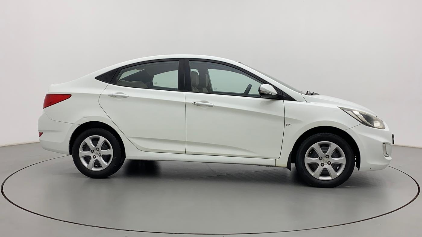 2011 Hyundai Verna FLUIDIC 1.4 VTVT, Petrol, Manual, 65,062 km, Right Side View