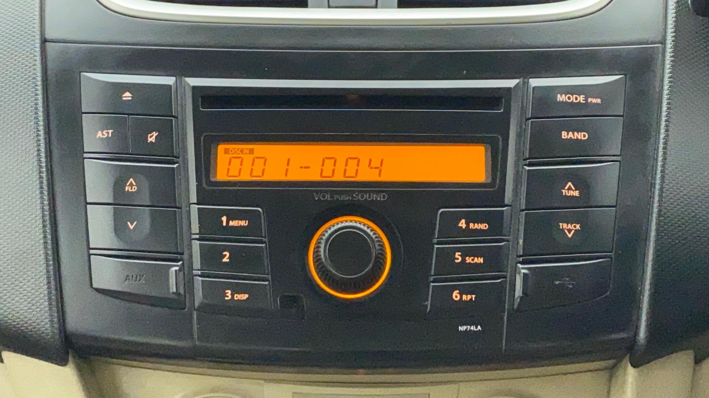 2013 Maruti Swift Dzire VXI, Petrol, Manual, 48,669 km, Infotainment System