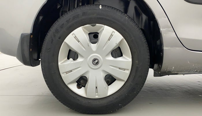 2013 Maruti Swift Dzire VXI, Petrol, Manual, 48,669 km, Right Rear Wheel