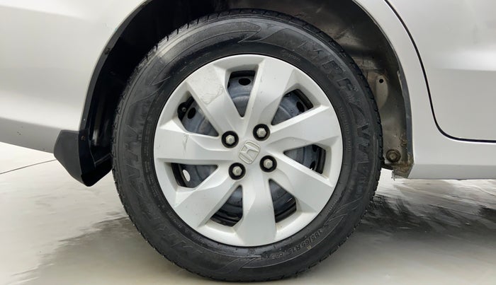 2015 Honda Mobilio 1.5 S I VTEC, Petrol, Manual, 66,439 km, Right Rear Wheel