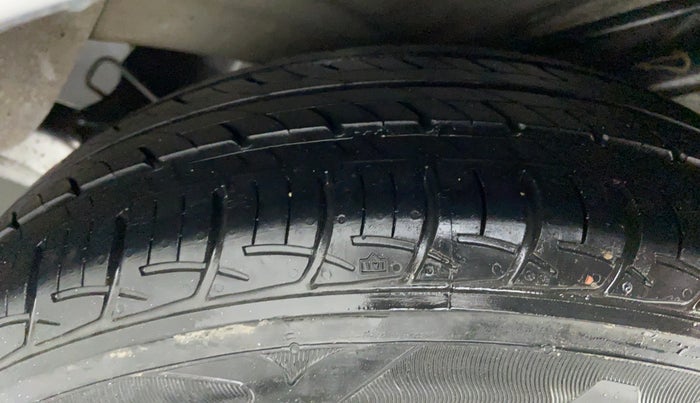 2015 Honda Mobilio 1.5 S I VTEC, Petrol, Manual, 66,439 km, Left Rear Tyre Tread