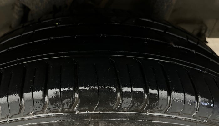 2020 Hyundai VENUE S 1.0 TURBO DCT, Petrol, Automatic, 88,120 km, Left Rear Tyre Tread