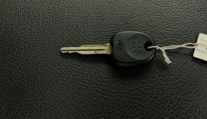 2020 Hyundai VENUE S 1.0 TURBO DCT, Petrol, Automatic, 88,120 km, Key Close Up