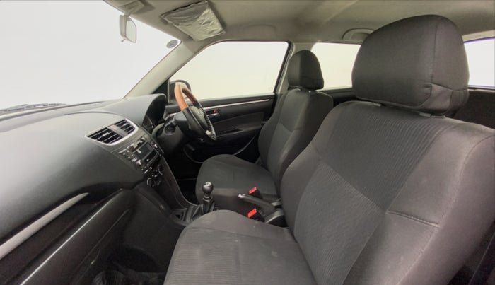 2015 Maruti Swift VXI D, Petrol, Manual, 41,053 km, Right Side Front Door Cabin