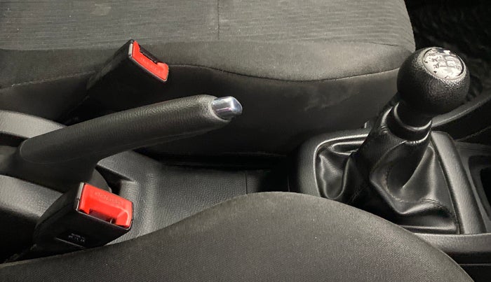 2015 Maruti Swift VXI D, Petrol, Manual, 41,053 km, Gear Lever