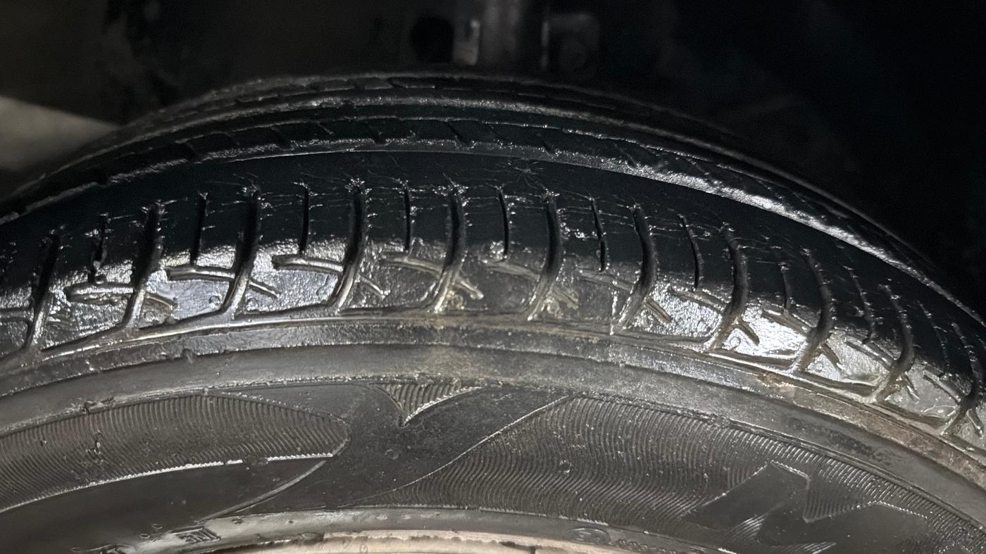 2017 Maruti Baleno SIGMA PETROL 1.2, Petrol, Manual, 47,069 km, Right Front Tyre Tread