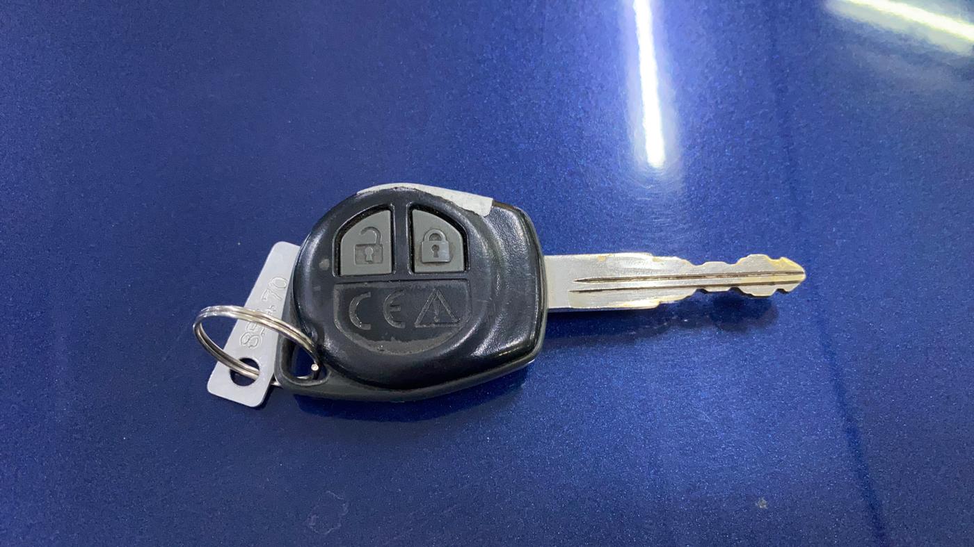 2019 Maruti Baleno DELTA PETROL 1.2, CNG, Manual, 83,984 km, Key Close Up