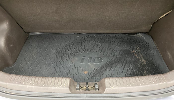 2010 Hyundai i10 MAGNA 1.2, Petrol, Manual, 56,564 km, Boot Inside