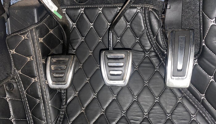 2025 Volkswagen TAIGUN GT Line 1.0L TSI MT, Petrol, Manual, 14,351 km, Pedals