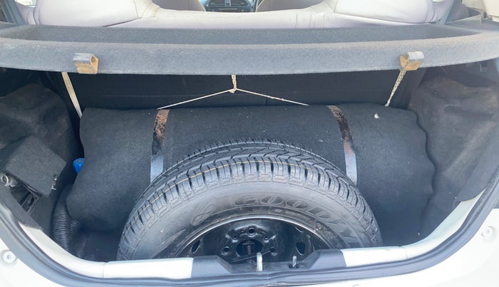 2018 Tata Tiago XT PETROL, CNG, Manual, 77,648 km, Boot Inside