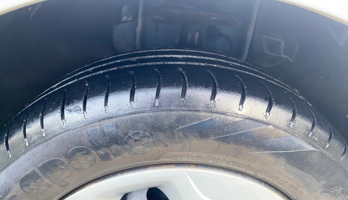 2018 Tata Tiago XT PETROL, CNG, Manual, 77,648 km, Right Front Tyre Tread