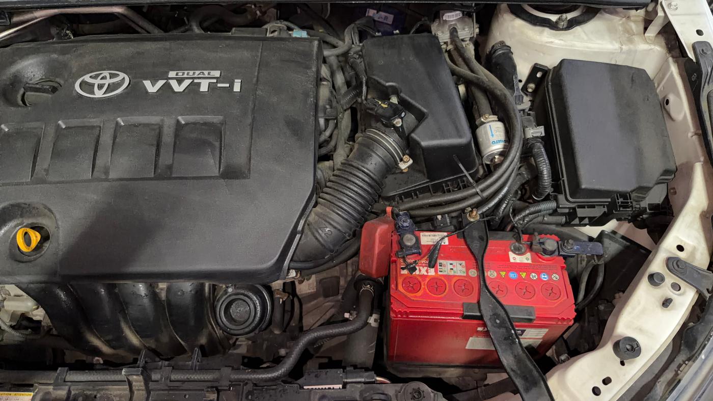 2014 Toyota Corolla Altis JS PETROL, CNG, Manual, 84,018 km, Engine View - Left
