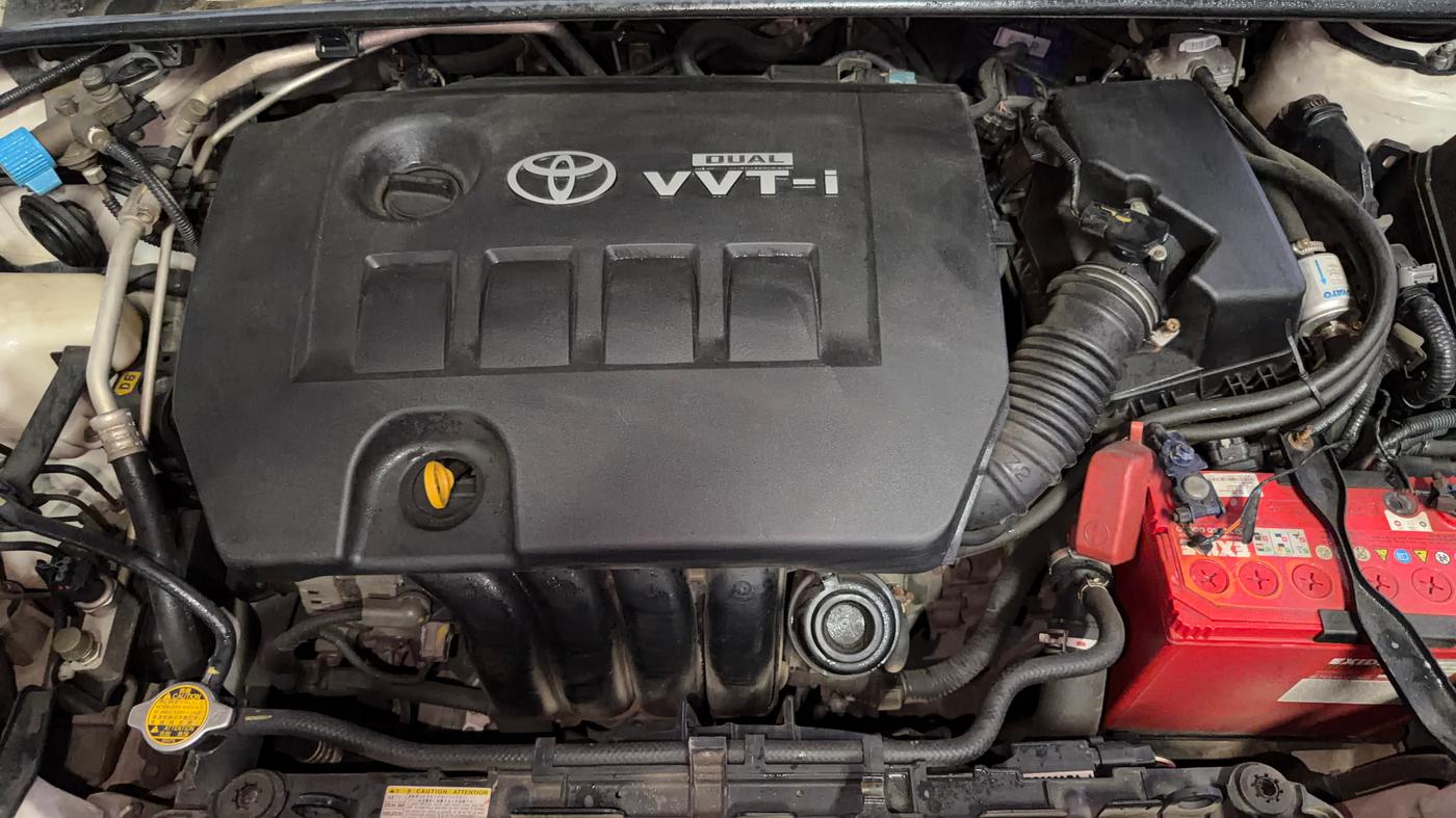 2014 Toyota Corolla Altis JS PETROL, CNG, Manual, 84,018 km, Engine View