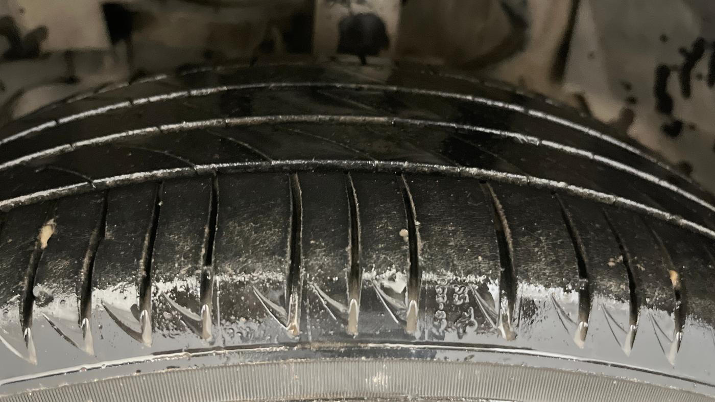 2017 Tata NEXON XM PETROL, Petrol, Manual, 56,943 km, Left Front Tyre Tread
