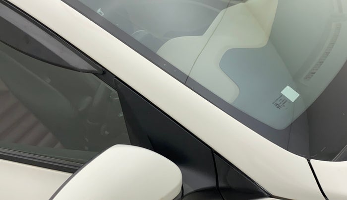 2018 Hyundai Elite i20 ASTA 1.2 (O), Petrol, Manual, 48,788 km, Right A pillar - Minor scratches