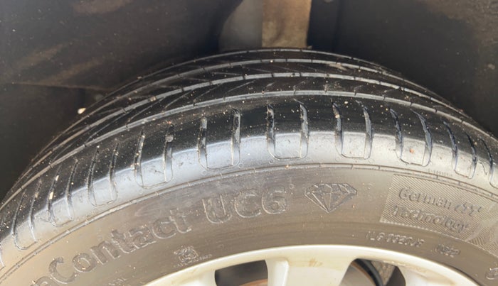 2022 MG ASTOR SUPER 1.5 CVT, Petrol, Automatic, 24,114 km, Right Rear Tyre Tread