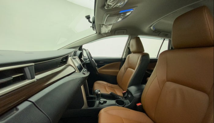 2016 Toyota Innova Crysta 2.7 ZX AT 7 STR, Petrol, Automatic, 90,064 km, Right Side Front Door Cabin