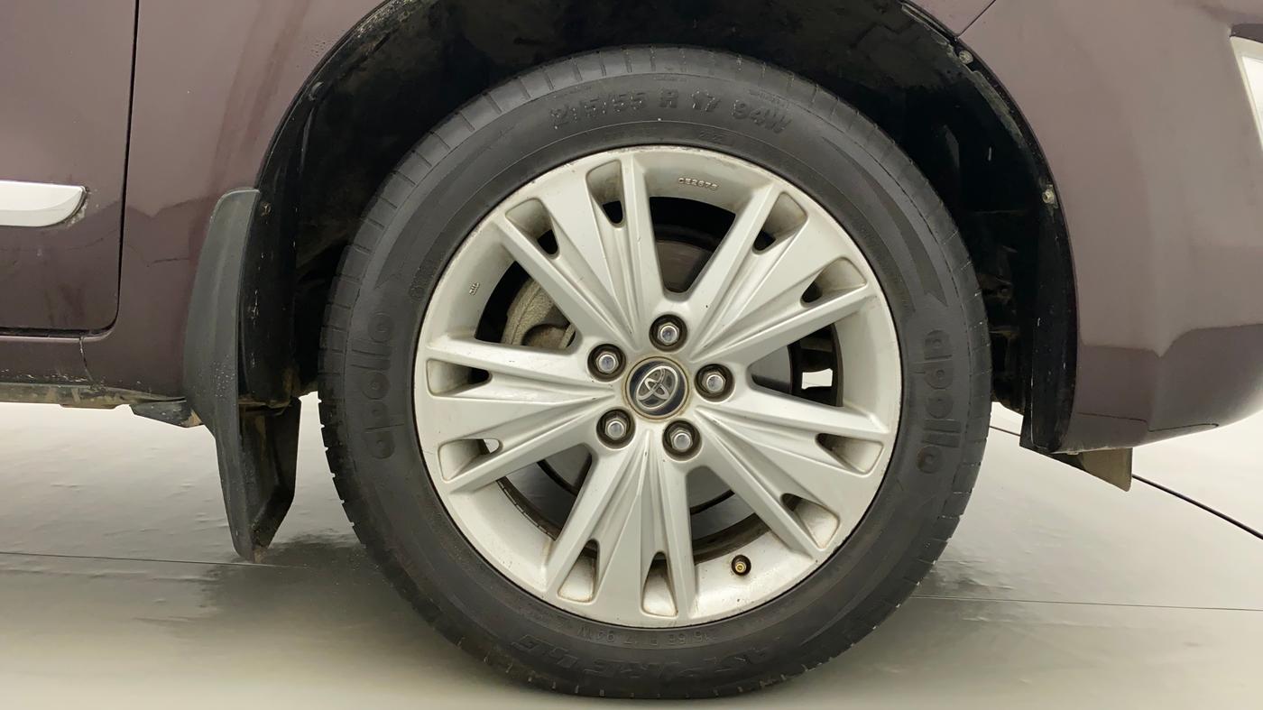 2016 Toyota Innova Crysta 2.7 ZX AT 7 STR, Petrol, Automatic, 90,064 km, Right Front Wheel