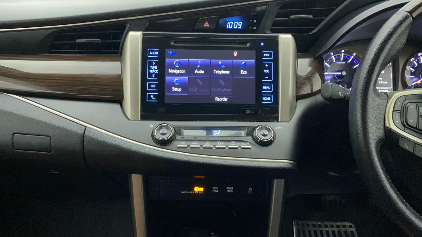 2016 Toyota Innova Crysta 2.7 ZX AT 7 STR, Petrol, Automatic, 90,064 km, Air Conditioner