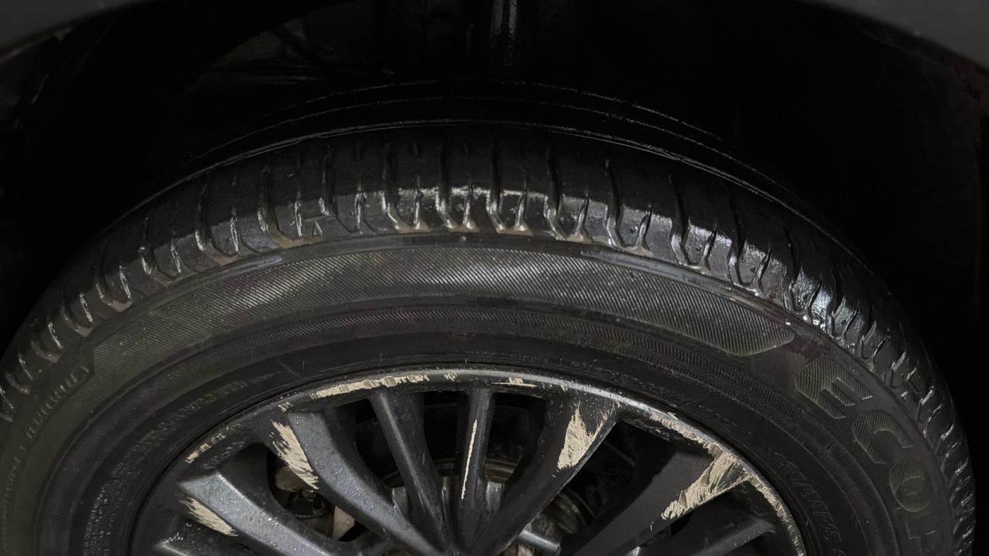 2021 Maruti XL6 ZETA MT, Petrol, Manual, 44,081 km, Left Front Tyre Tread