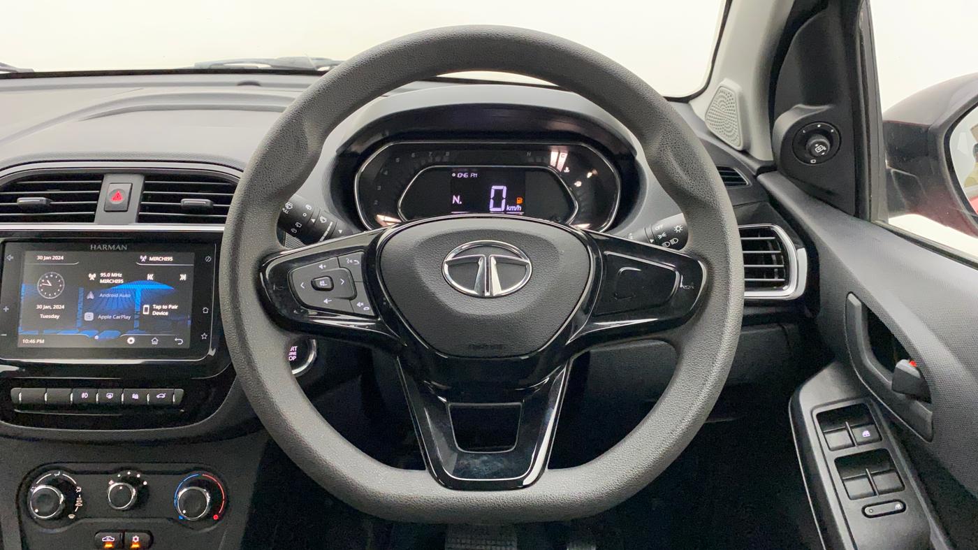 2022 Tata TIAGO NRG XZ AMT, Petrol, Automatic, 9,405 km, Steering Wheel Close Up