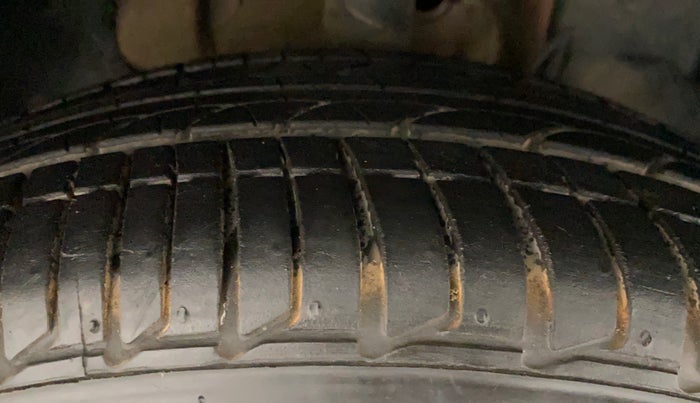 2022 Tata TIAGO NRG XZ AMT, Petrol, Automatic, 9,405 km, Right Front Tyre Tread