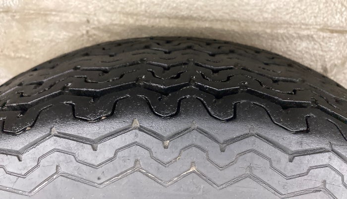 2018 Maruti OMNI E STD, Petrol, Manual, 25,727 km, Right Rear Tyre Tread
