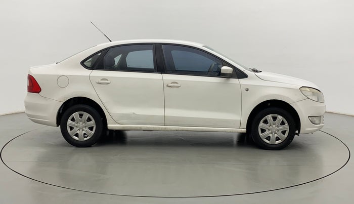 2012 Skoda Rapid 1.6 MPI AT AMBITION PLUS, Petrol, Automatic, 40,902 km, Right Side View