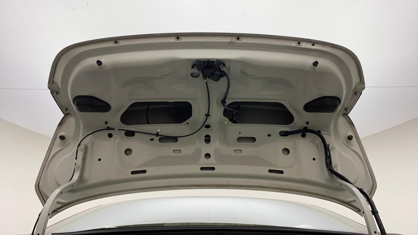 2015 Maruti Ciaz ZXI, Petrol, Manual, 83,871 km, Boot Door Open