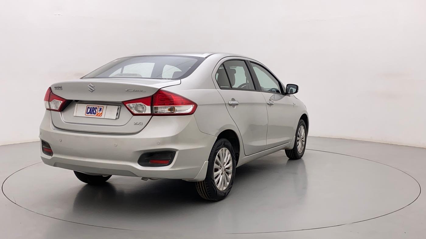 2015 Maruti Ciaz ZXI, Petrol, Manual, 83,871 km, Right Back Diagonal
