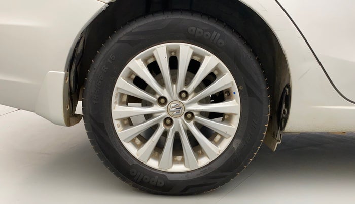 2015 Maruti Ciaz ZXI, Petrol, Manual, 83,871 km, Right Rear Wheel