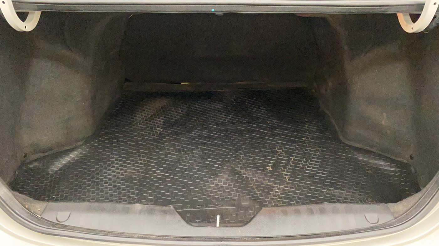 2015 Maruti Ciaz ZXI, Petrol, Manual, 83,871 km, Boot Inside