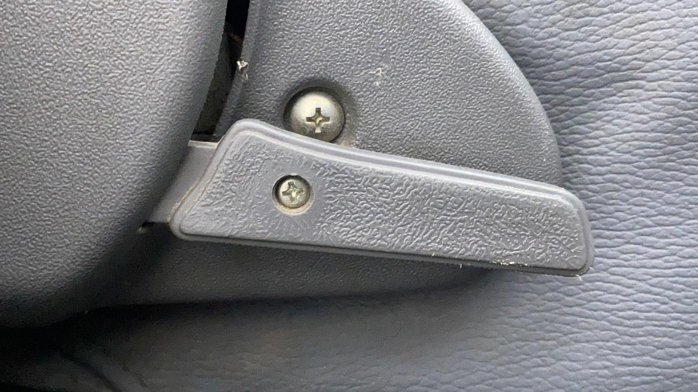 2015 Maruti Alto 800 VXI, Petrol, Manual, 50,406 km, Driver Side Adjustment Panel