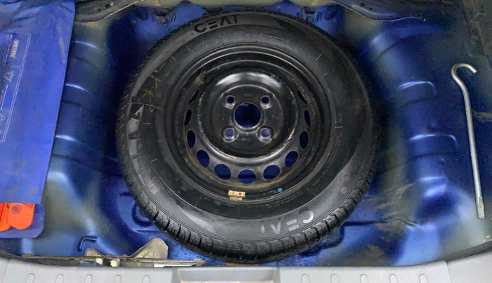 2015 Maruti Alto 800 VXI, Petrol, Manual, 50,406 km, Dicky (Boot door) - Tool missing