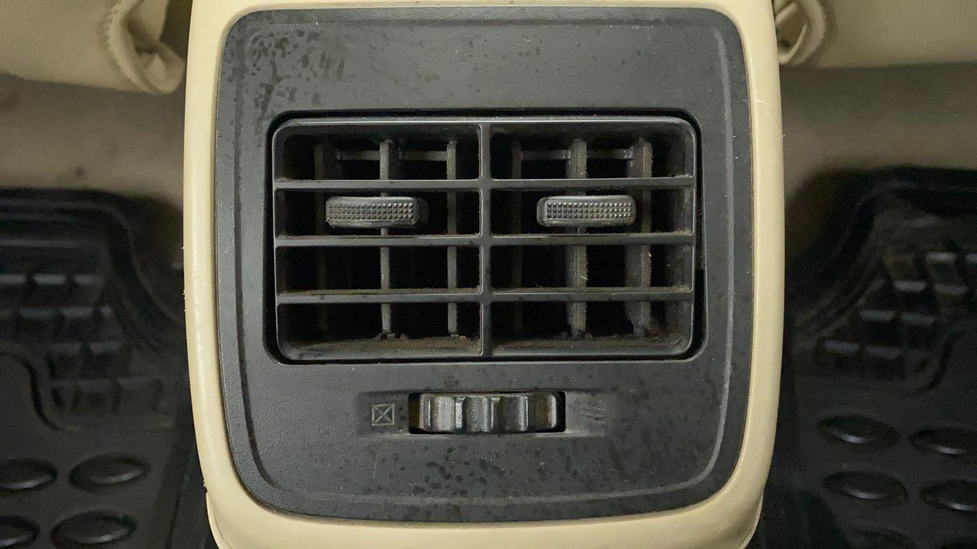 2021 Maruti Dzire VXI AMT, Petrol, Automatic, 24,467 km, Rear AC Vents