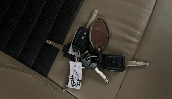 2014 Honda City 1.5L I-VTEC V MT, Petrol, Manual, 57,423 km, Key Close Up