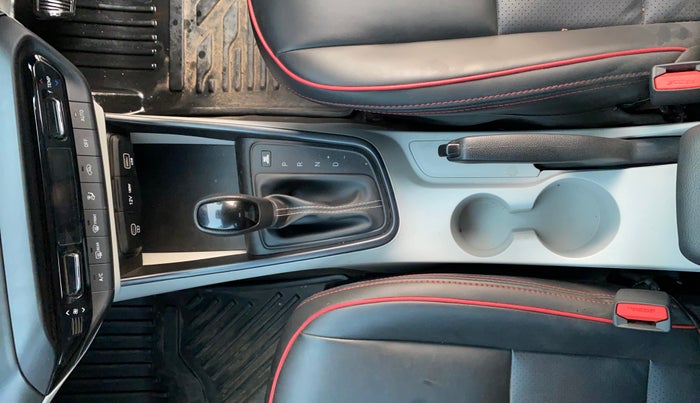 2025 Hyundai NEW I20 SPORTZ 1.2 IVT, Petrol, Automatic, 8,856 km, Gear Lever